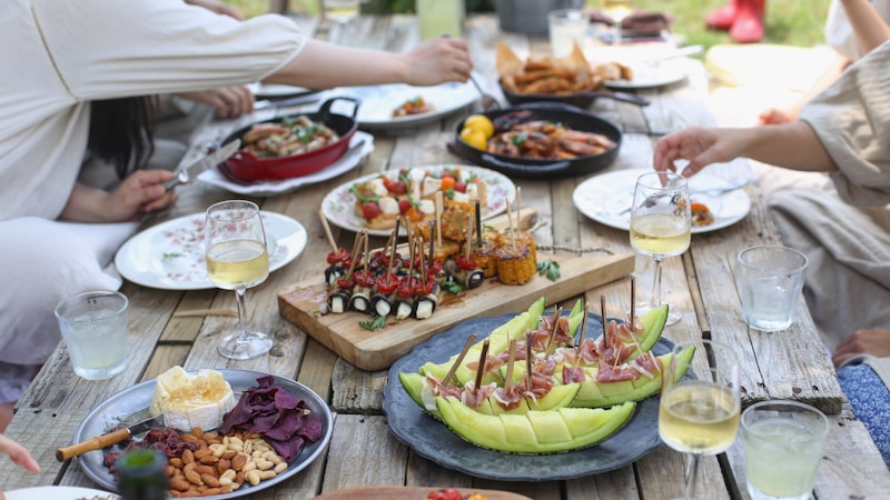 夏に食べたい料理おすすめ特集|さっぱり・スタミナ・時短で選ぶ人気メニューアイデア